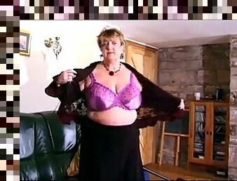 Beautiful BBW Granny Vid