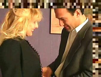 Hot Classic Mature Blonde Cougar