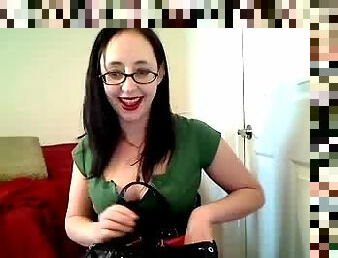 Cute Brunette Smoking Fetish Cam