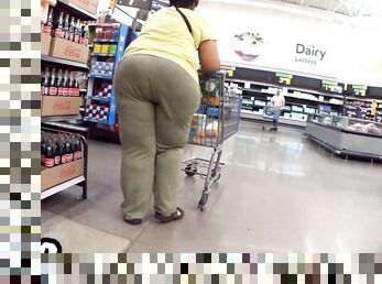 Thick Juicy Ebony Granny 