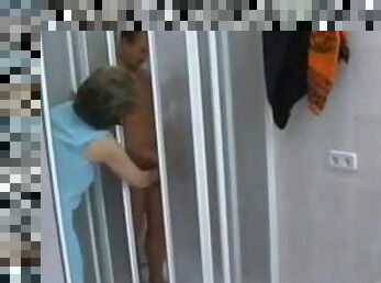 Mature slut seduce younger man in the shower