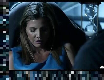 Charisma Carpenter in Bound