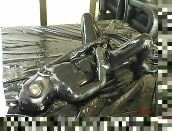 Latex, Topeng