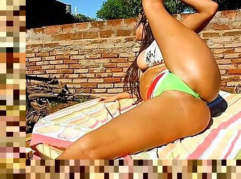 Perfect Ass Latina! Amazing Body! Breasts! Cameltoe! Gaping! OMG!!