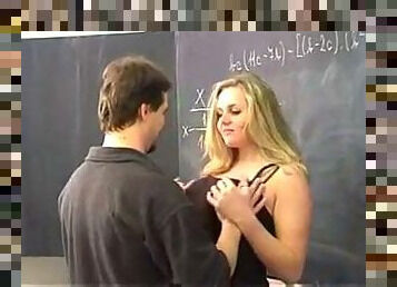 Horny Guy Picks Up A Girl In Classroom And Makes Love To Her On The Table