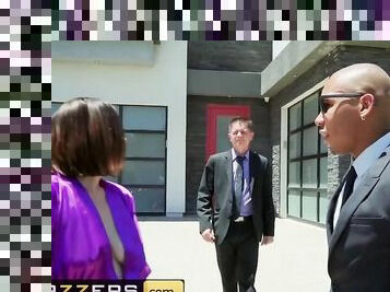 Brazzers - Sovereign Syre cucks her beta husband