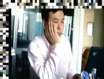 Older boss fucks chinese secretary