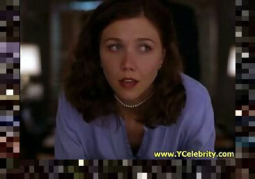 Maggie Gyllenhaal - Secretary