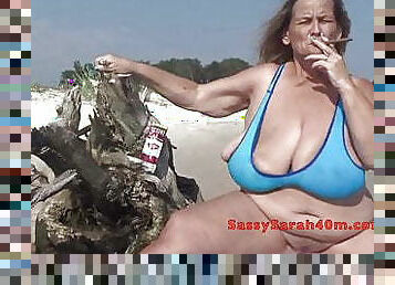 Saggy tits Sarah enjoys a slim cigar