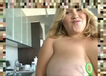 Amazing blonde bbw