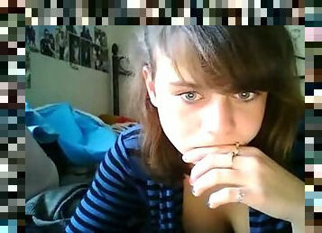 Shy teen masturbates on cam