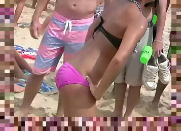 Beer + Babes + Bikinis = Fun Times! - DreamGirls