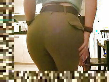 Slap that israeli ass
