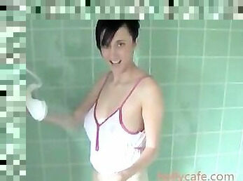 KIM UK HOUSEWIFE Amateur Big tits Shower