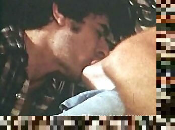Petite Hairy Pussy Vintage Teen Gets Fucked - 1970s Porn