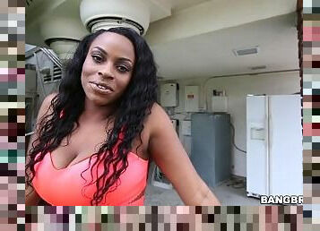 Thick Ebony Nympho Gets Fucked