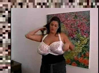 Eden Massive Tits