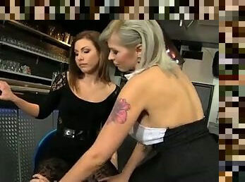 Clothed Iesblan sex00