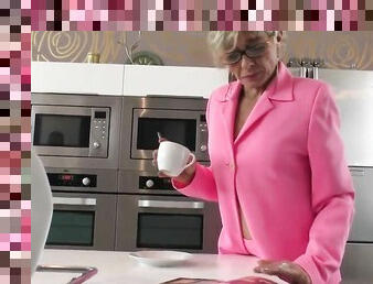 Luciane, Sexy Mature Housewife Loves To Play With Herself - Ingrid Steeger