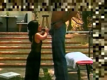 Mr. 18 Inch Tony Duncan Fucks Midget Girl