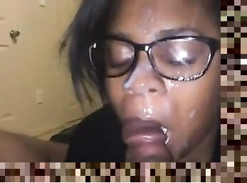 What a great slut giving a BJ and that thick face painting in the end is hot