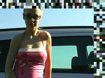Quickie in car