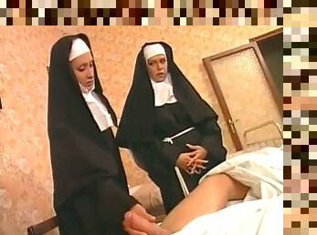 Nuns frenchwomen